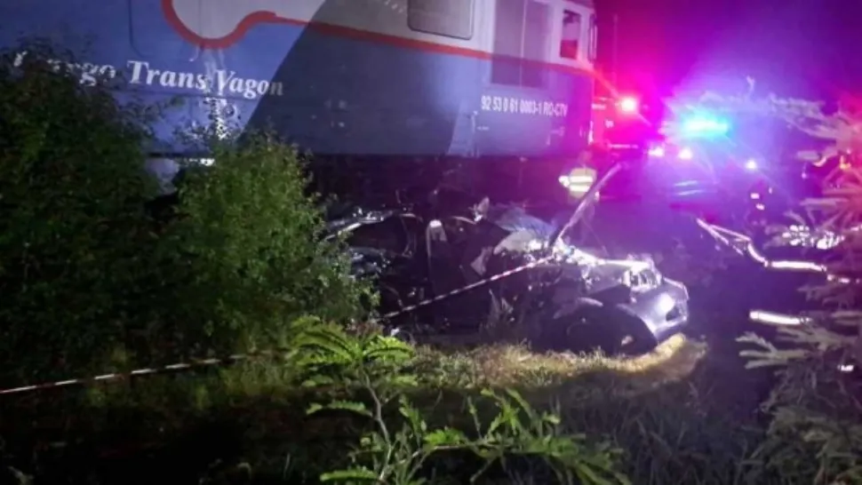 Tragedie în Teleorman. O adolescentă a murit, iar alți tineri sunt grav răniți după ce au fost loviți de tren