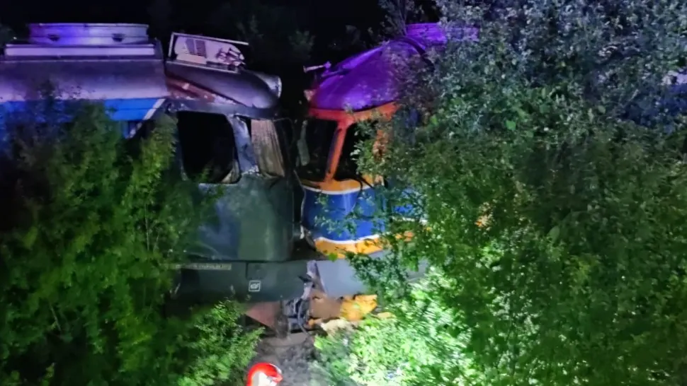 Accident feroviar - Două locomotive s-au ciocnit între Videle și Giurgiu - Circulația feroviară este întreruptă