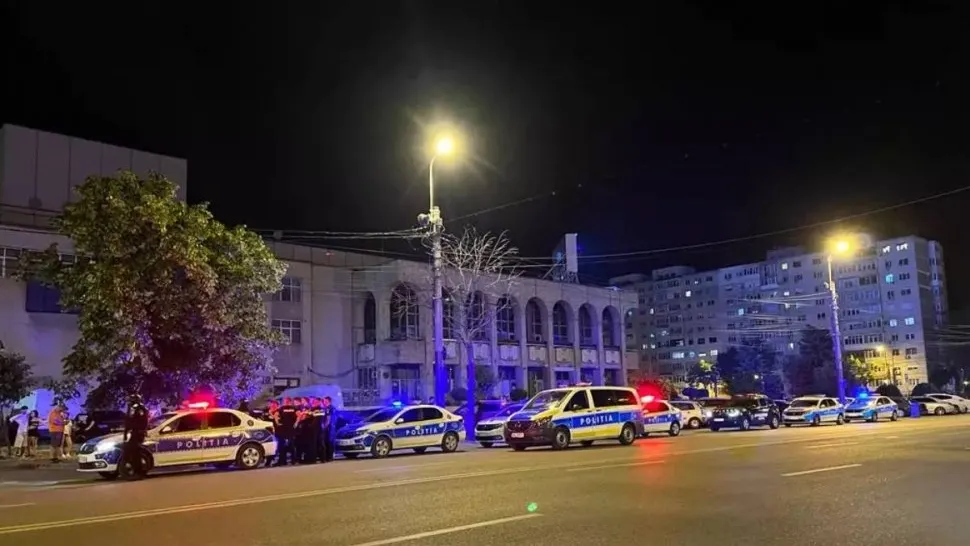 Bătaie cu lopeți în centrul Constanței - A fost nevoie de intervenția mascaților