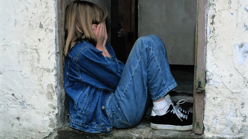Pedofil din Iași, reținut după ce a ademenit o minoră cu 2 lei, la Constanța