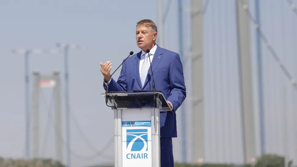Klaus Iohannis, la inaugurarea podului de la Brăila: „Vrem o Românie conectată, cu drumuri mai bune” 