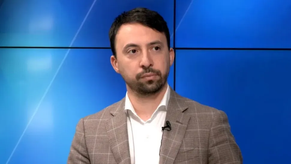 SRI intră pe ușa din față la facultatea de Jurnalism - Cum a devenit Antonio Amuza asistent universitar