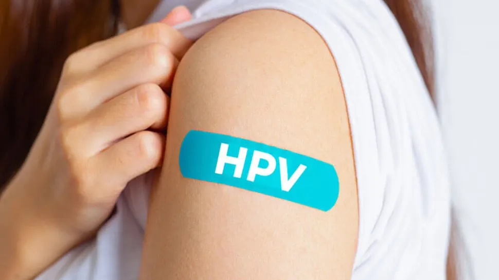 Premieră Vaccin HPV, gratuit la fete până la 18 ani: Va fi compensat pentru băieți și tinere peste 18 ani - Anunțul lui Rafila