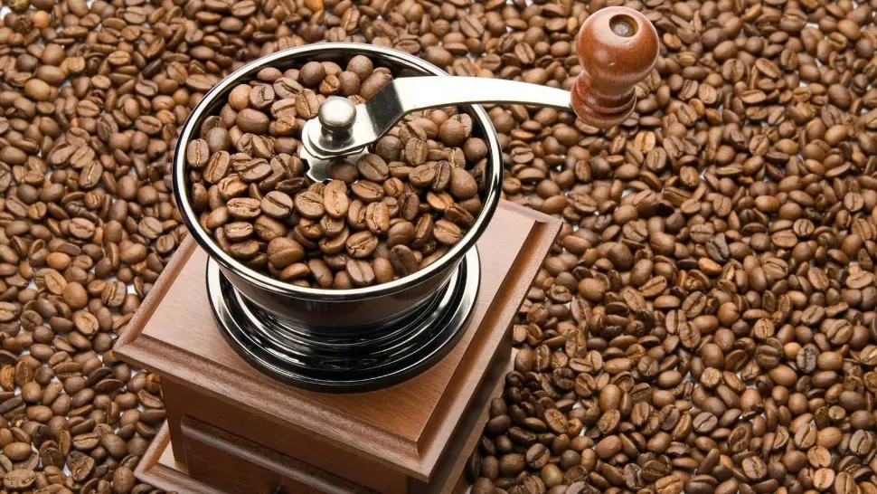 Cum se prepara cafeaua înainte de 1900, în România - Trucuri „de aur” ce rezistă peste ani pentru un gust delicios