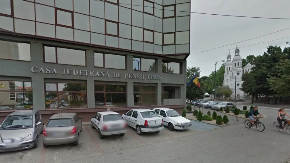 Anunț uriaș pentru angajații temporari din casele de pensii. Ocuparea posturilor, PRELUNGITĂ