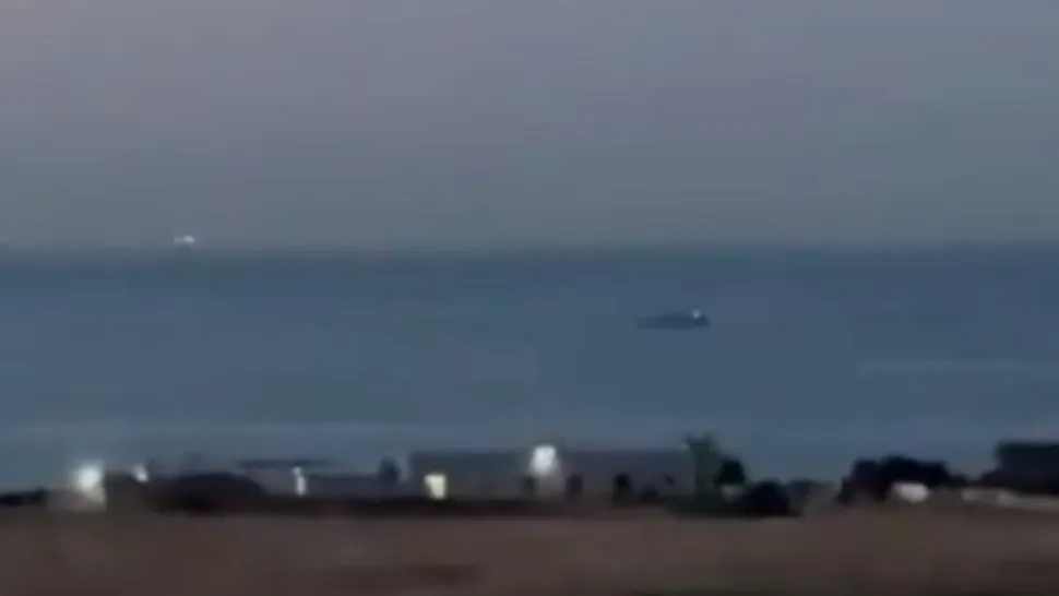 Ucraina a atacat cu drone o bază navală rusă în apropiere de Novorossiisk. Moscova susţine că a doborât 13 drone şi în Crimeea - VIDEO