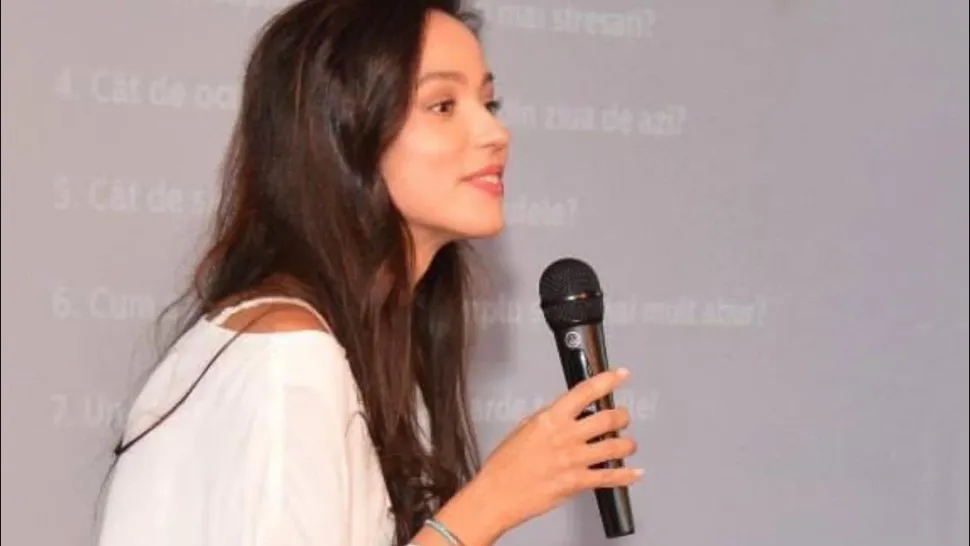 Olivia Steer, afirmație controversată: Prietenii mei s-au îmbolnăvit de la dârele de avion