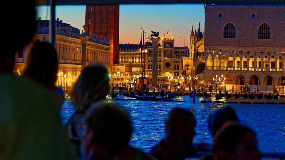 Turiștii din Veneția sunt disperați. Croazierele pe canale nu vor mai ajunge într-un loc emblematic al orașului