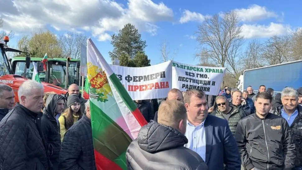 Haos la granițele cu Bulgaria. Podul Giurgiu - Ruse și PF Negru Vodă, blocate de protestele fermierilor