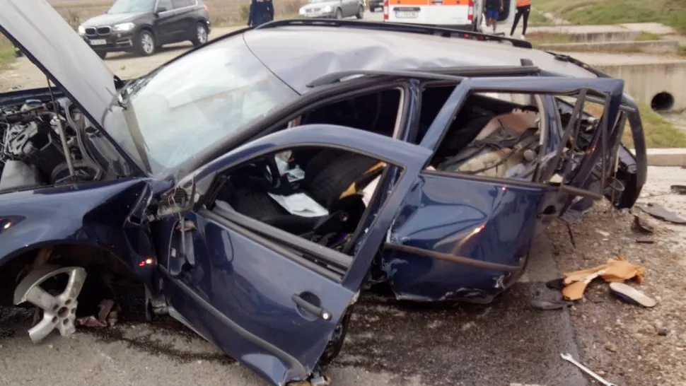 Accident grav pe DN1 în județul Cluj - Un bărbat rănit, în stare critică, a fost preluat de elicopterul SMURD