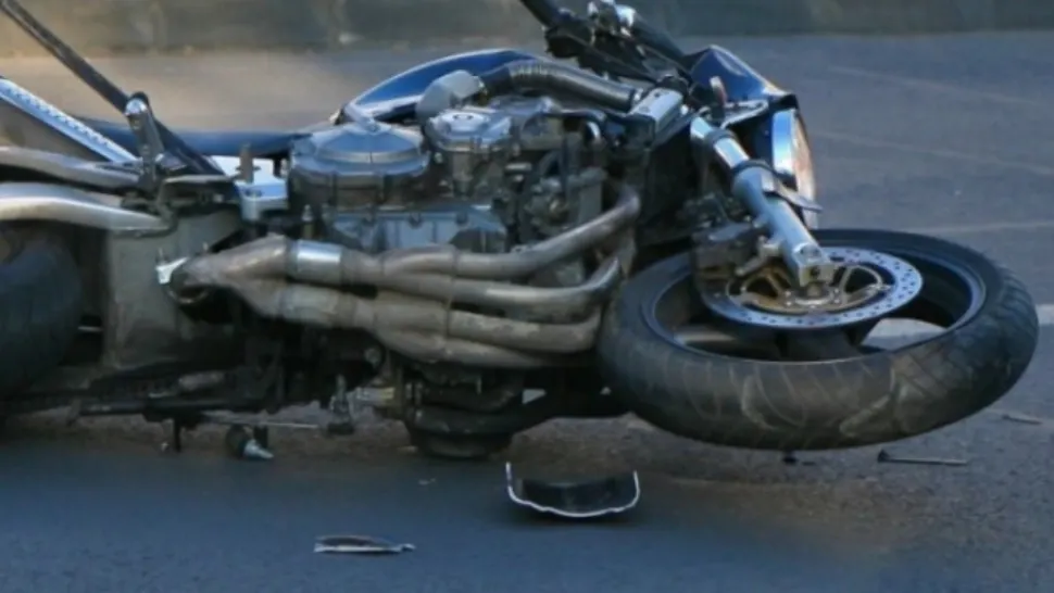 Cine este studentul care și-a găsit sfârșitul pe motocicletă, la marginea unui drum. Poliția l-a găsit pe Timotei a doua zi, mort, într-o curbă