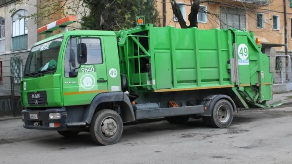 Asociația de Dezvoltare Intercomunitară (ADI) Deșeuri Prahova, alba-neagra cu contractul ROSAL de colectare a deșeurilor menajere. Au fost păcăliți primarii? 
