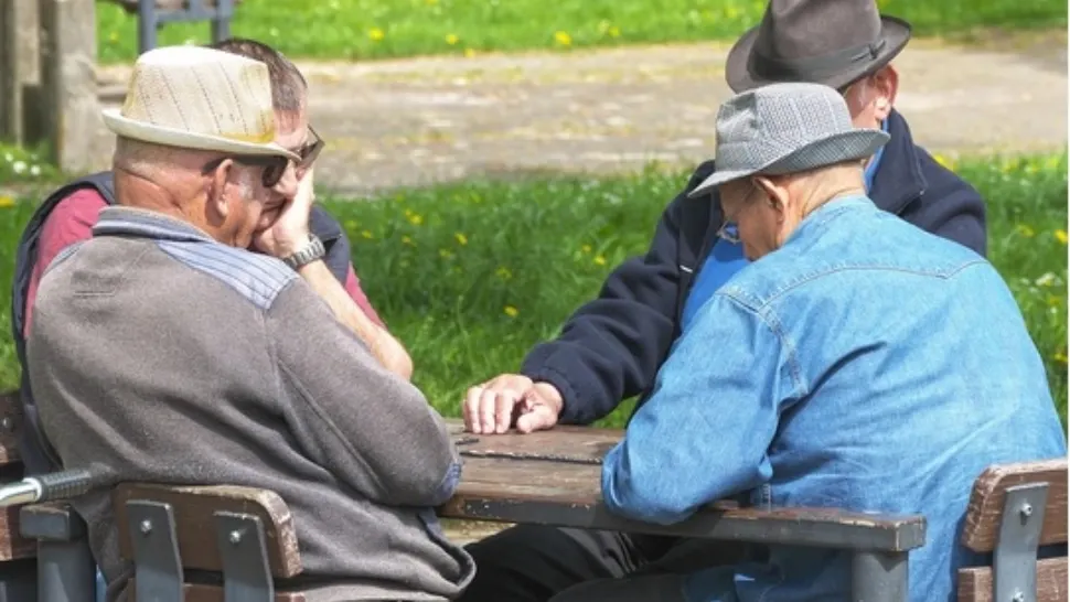 O nouă metodă de înșelăciune face victime: pensionar lăsat fără bani după un gest aparent banal - avertismentul poliției