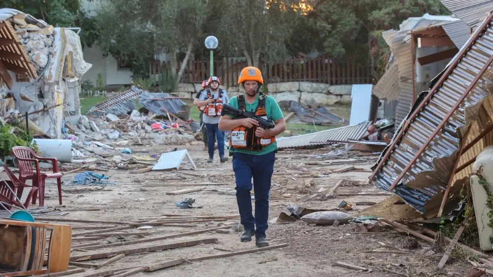 Mărturii sfâșietoare despre masacrul odios al Hamas de la Kfar Aza. Martor: "Nu au făcut diferență, pur și simplu au ucis pe oricine au văzut" 