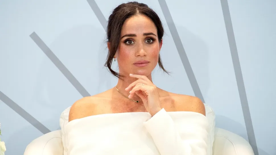 Produsul toxic cu care Meghan Markle se dă pe față, ca să obțină un efect antirid 