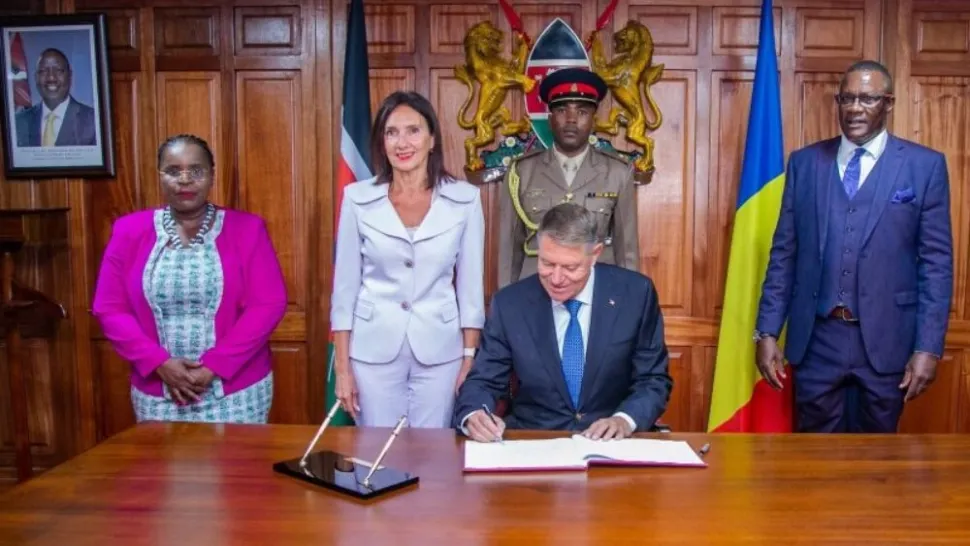Iohannis, omul care aduce ploaia. Ce i-a spus președintele României omologului său din Kenya de l-a făcut să râdă în hohote - VIDEO