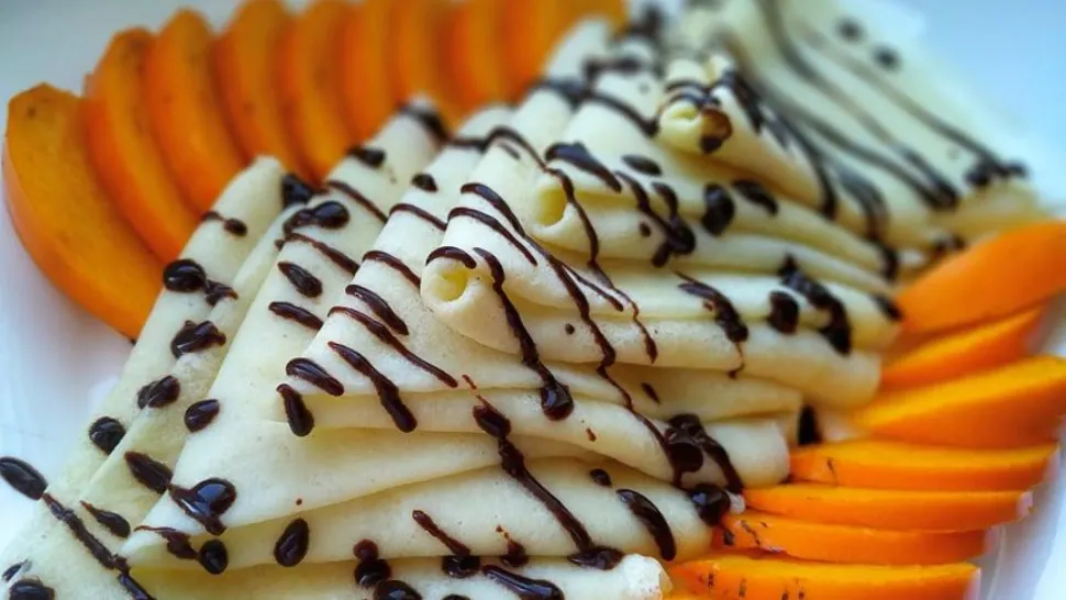 Clătite delicioase fără zahăr - Rețeta se face doar cu albușuri și alte 2 ingrediente speciale