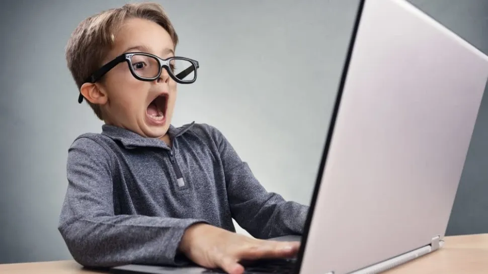 Statistici îngrozitoare - Copiii sunt expuși la pericolele de pe internet de la vârste tot mai fragede