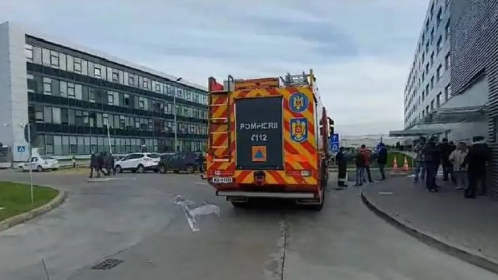 Alertă după o amenințare cu bombă la sediul unei multinaționale din Timișoara. 2.000 de oameni, evacuați! - VIDEO