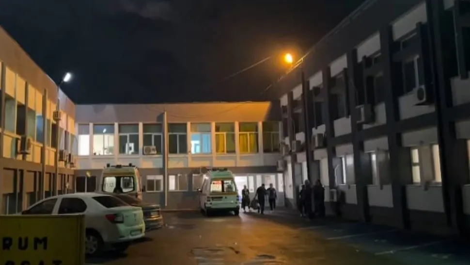 O tânără mamă a murit, după ce s-a aruncat de la etajul trei al maternității din Medgidia - Renunțase la copilul nou-născut