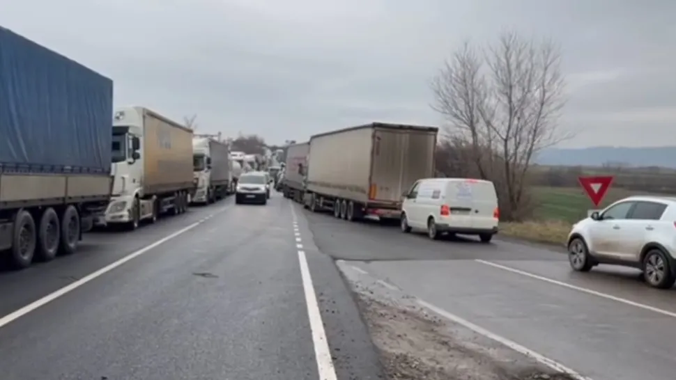 Aglomerație de nedescris la Vama Siret: șoferii așteaptă ore în șir - Cozile depășesc 30 de kilometri