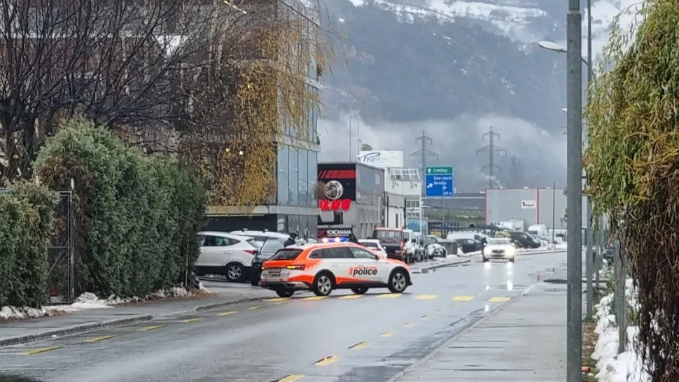 Atac armat în Elveția - Cel puțin 2 morți, acțiune amplă pentru prinderea atacatorului