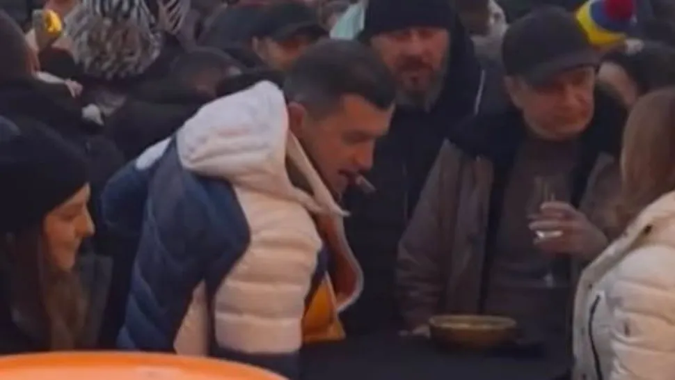 Sorin „clubberul” Grindeanu rupe ritmul. Ministrul Transporturilor, petrecere într-un club de fițe de la munte, de Ziua Națională VIDEO/FOTO