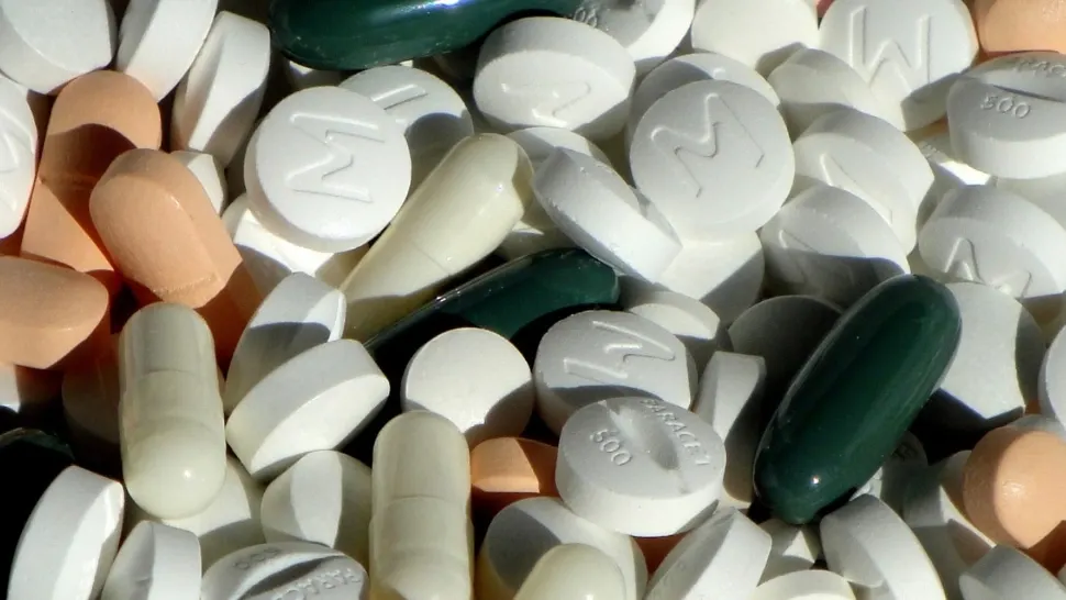 Când devine paracetamolul mortal. Semnele intoxicației cu cel mai folosit medicament pentru răceală
