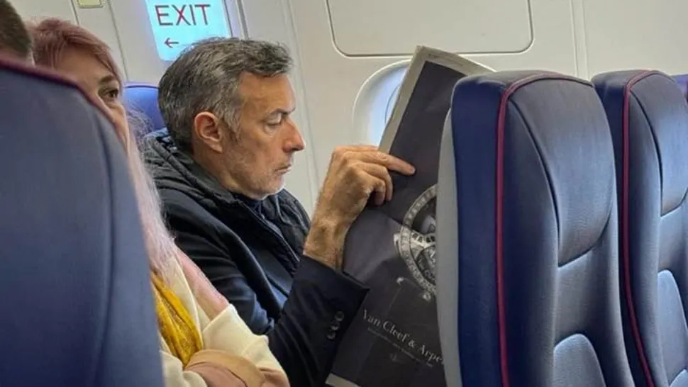 Florian Coldea, surprins din nou în avion, tot spre o destinație de lux. Unde s-a dus șeful spionilor. Anca Alexandrescu: Lumea e mică... ghinion