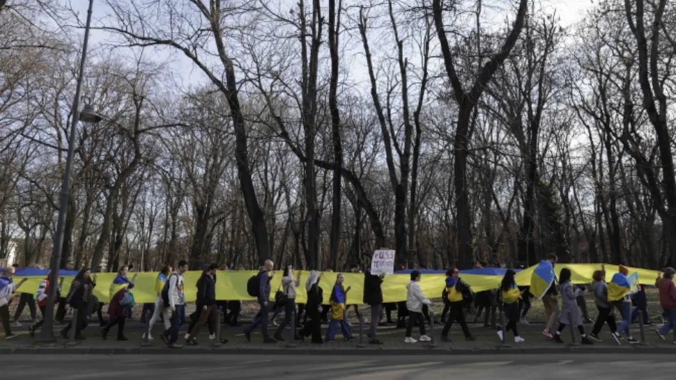 Protest în fața ambasadei Rusiei de la București, la doi ani de la izbucnirea războiului din Ucraina