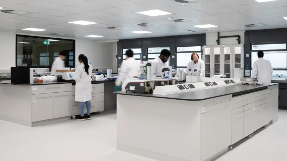 BAT investește 30 mil. lire sterline într-un nou Centru de Inovare pentru noile categorii de produse din portofoliul său, în Southampton, Marea Britanie 