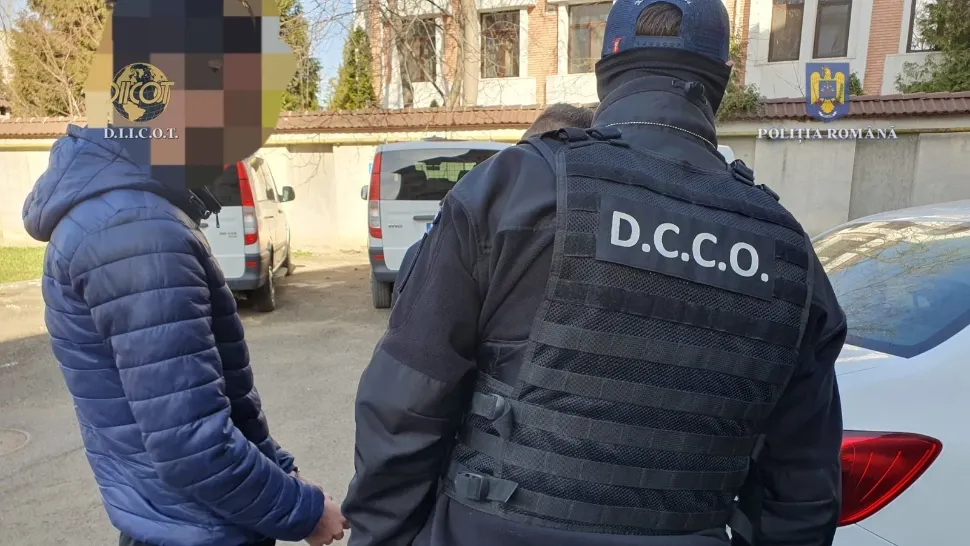 Captură record a DIICOT, într-o singură zi: 10 kilograme de canabis si 4 de drogul "Zombi". Substanțele interzise, aduse din Olanda și Spania