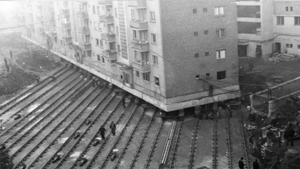 Blocurile pe bile și tencuială anti-CUTREMUR. Cum i-a mințit Ceaușescu pe români după catastrofa din 4 martie 1977