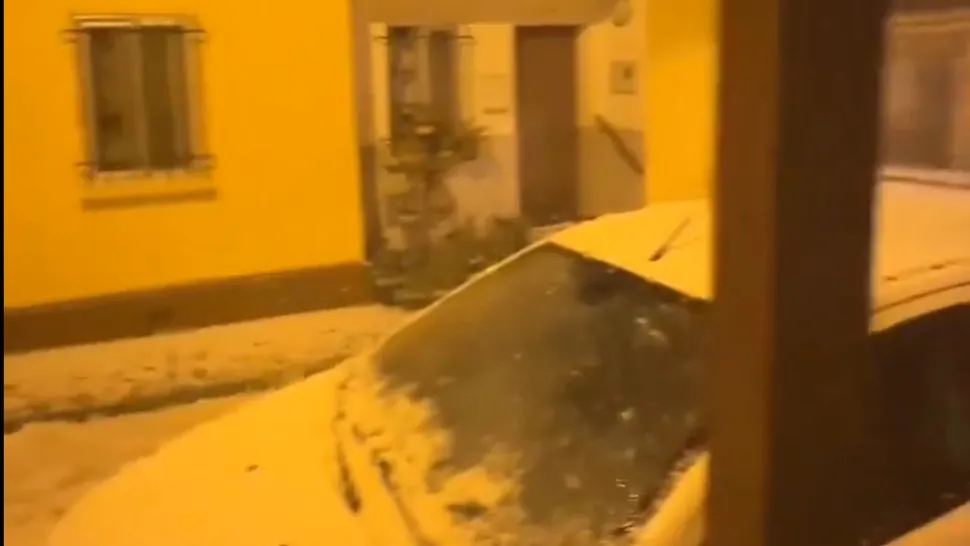 Prăpăd în Spania. Grindina cât minge de golf a provocat pagube importante - VIDEO