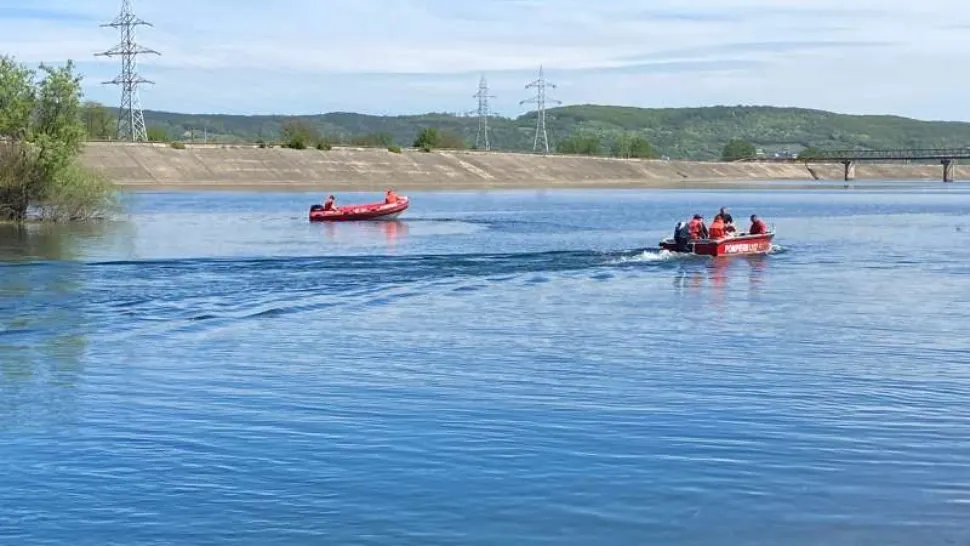 Bărbatul dispărut într-un lac din Hațeg, căutat cu ajutorul Inteligenței Artificiale