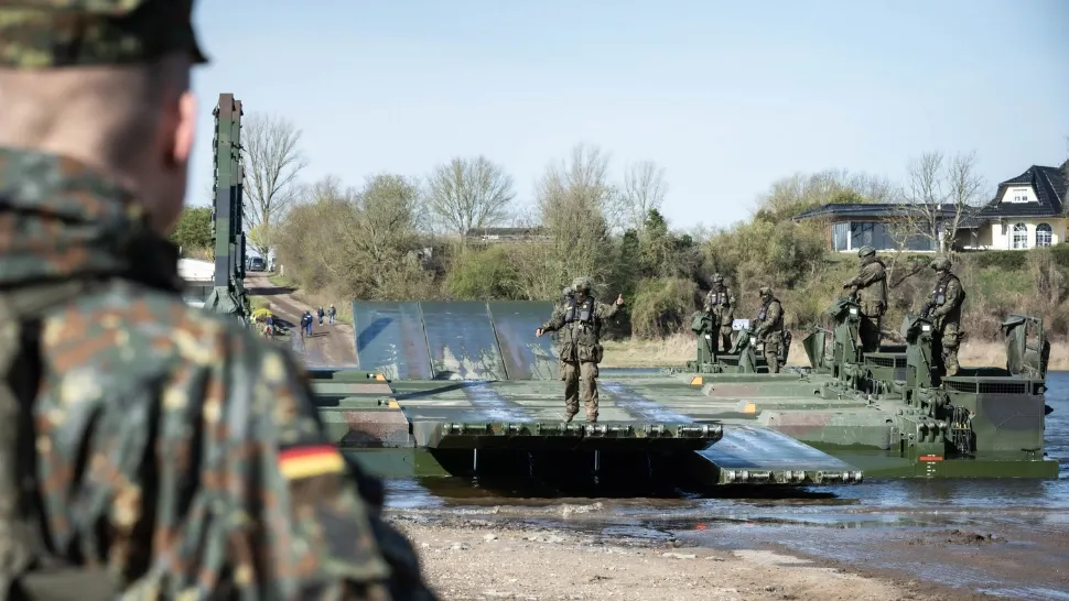 Reforme profunde militare. Țara care nu a mai trimis soldați la luptă din Al Doilea Război Mondial ar putea introduce stagiul militar obligatoriu