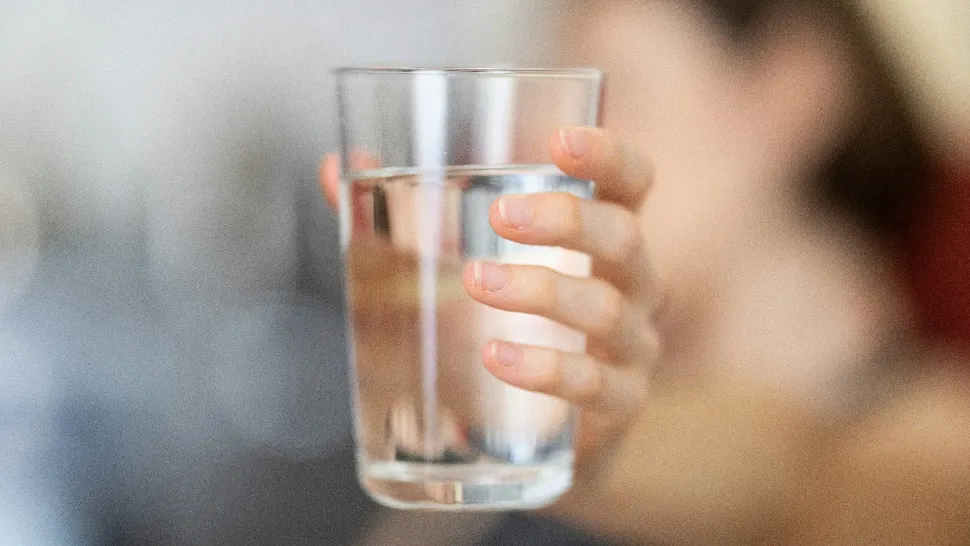 Setea diabetică: ce este și cum o poți potoli? Când trebuie să mergi la medic