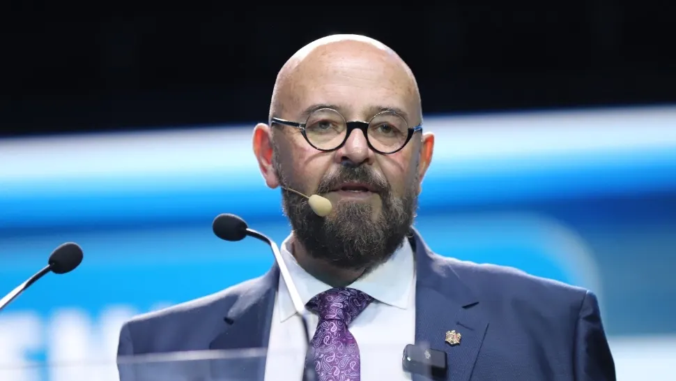 Piedone îi transmite lui Ciolacu, din nou, că nu se retrage din cursa pentru Primărie și "merge până la capăt"