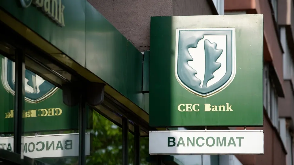 Semnal de alarmă de la CEC Bank. Numeroase tentative de fraudă în numele băncii. Cum acționează escrocii