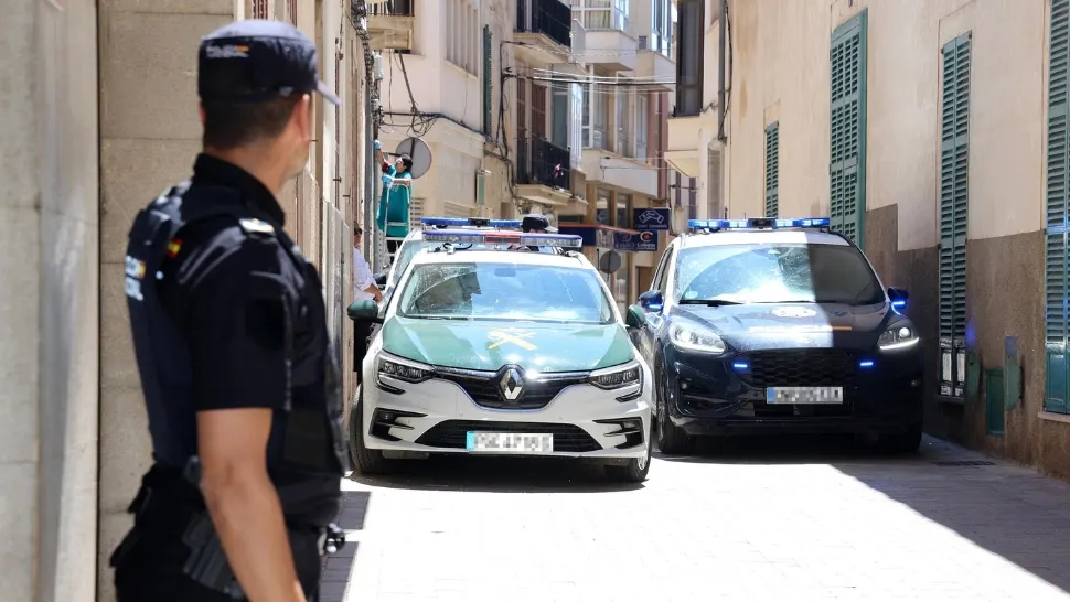 O româncă și-a pus capăt zilelor în fața propriilor copii! Femeiea suferea de depresie: clipe șocante în Spania