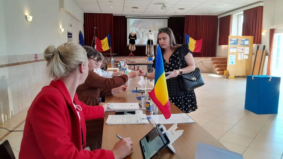 Peste 120.000 de români din străinătate au votat la europarlamentare, până la ora 16.00