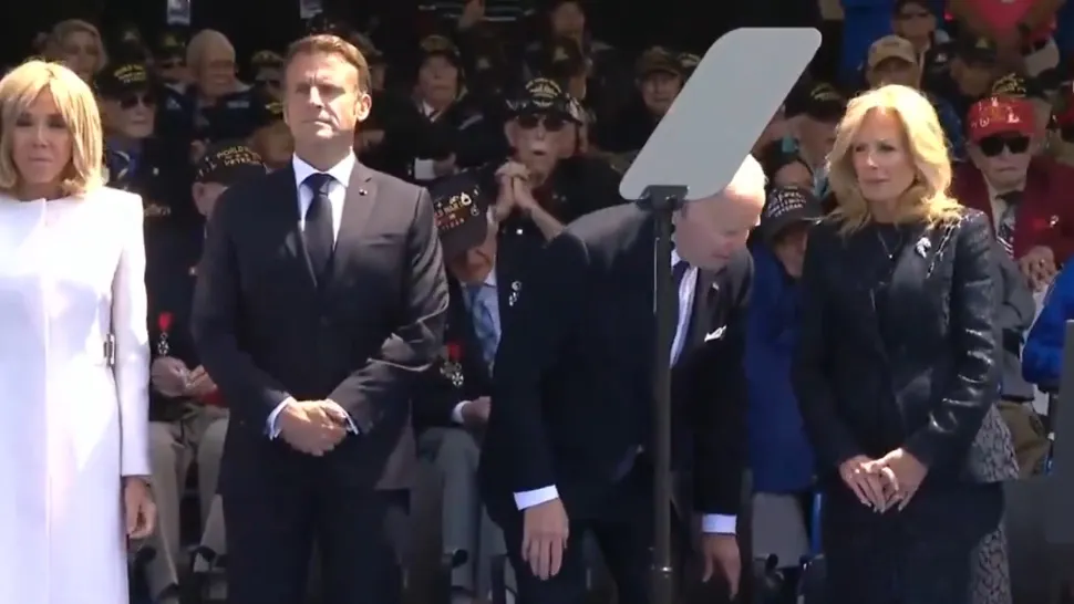 Record de gafe făcute de Joe Biden la ultima sa apariție: A vrut să se așeze pe un scaun invizibil, a plecat înainte de ceremonie și l-a lăsat pe Macron să salveze aparențele