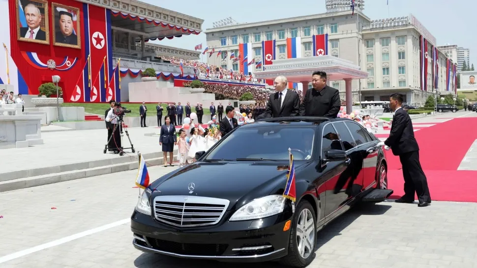 Momente jenante cu Vladimir Putin și Kim Jong Un VIDEO