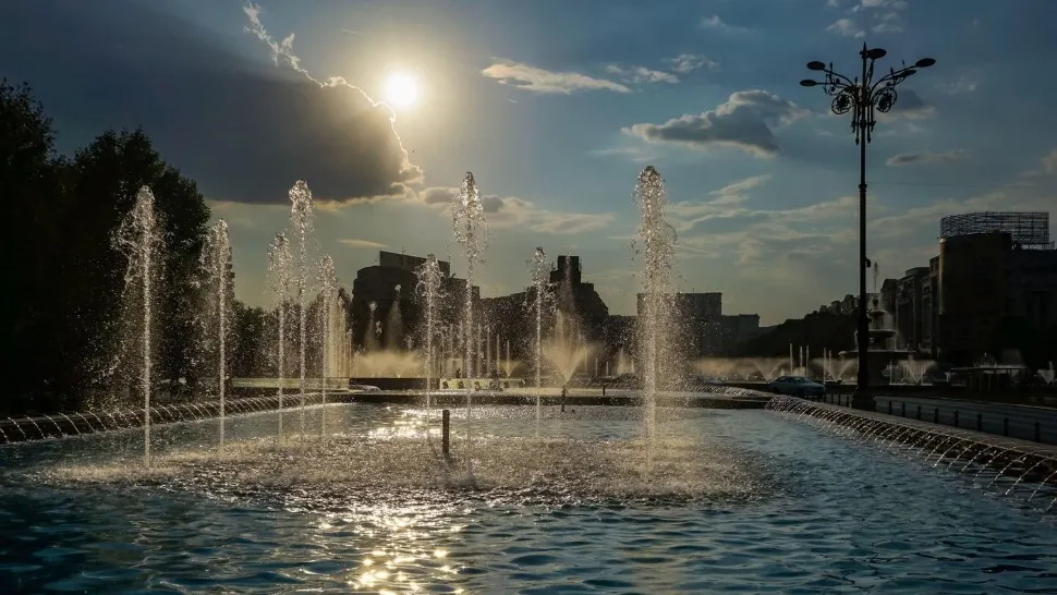 Weekend de FOC în Capitală! Meteorologii anunță temperaturi record până luni dimineață: la ce maxime să ne așteptăm