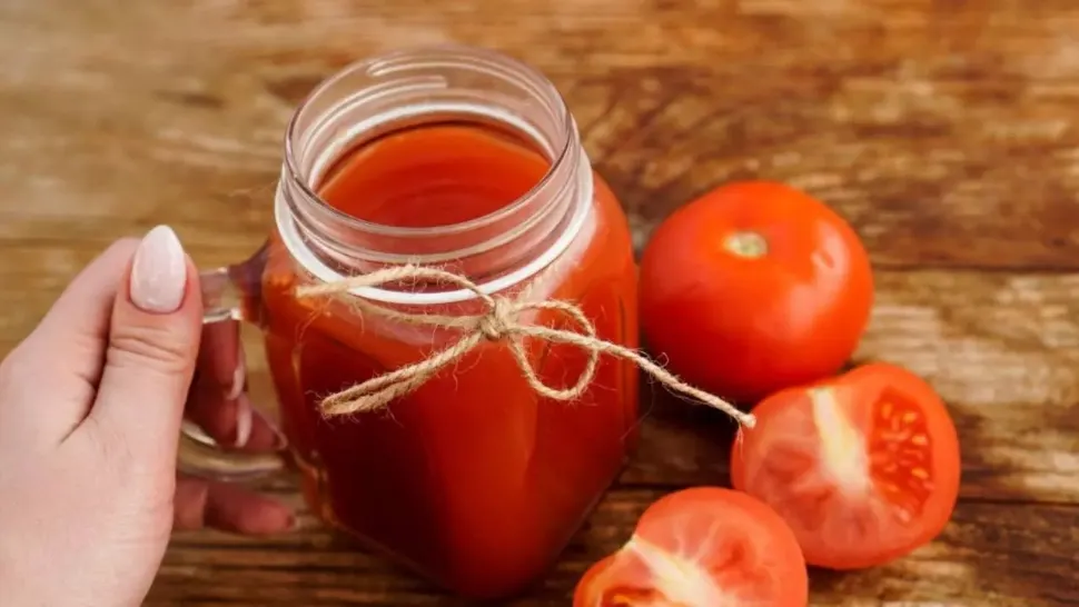 Ce trebuie să adaugi în sosul de roșii pentru a obține un gust desăvârșit. Ingredientul special care face diferența