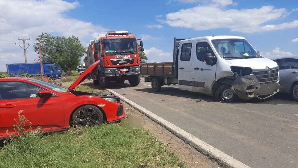 Accident rutier grav. Un autoturism s-a ciocnit violent cu o autoutilitară
