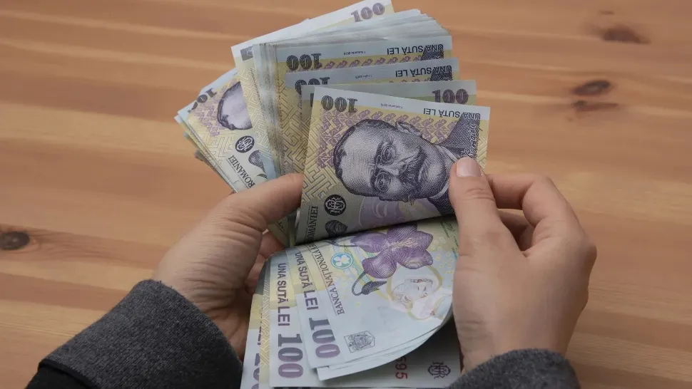 Țeapa cumpărării VECHIMII în muncă. Birocrație uriașă pe bani grei, ce se întâmplă după recalcularea din septembrie