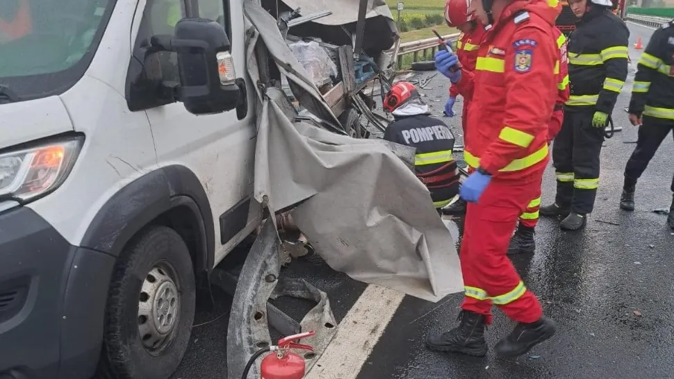 Accident tragic pe Autostrada A1: Șofer lovit mortal de un TIR după ce a coborât din mașină