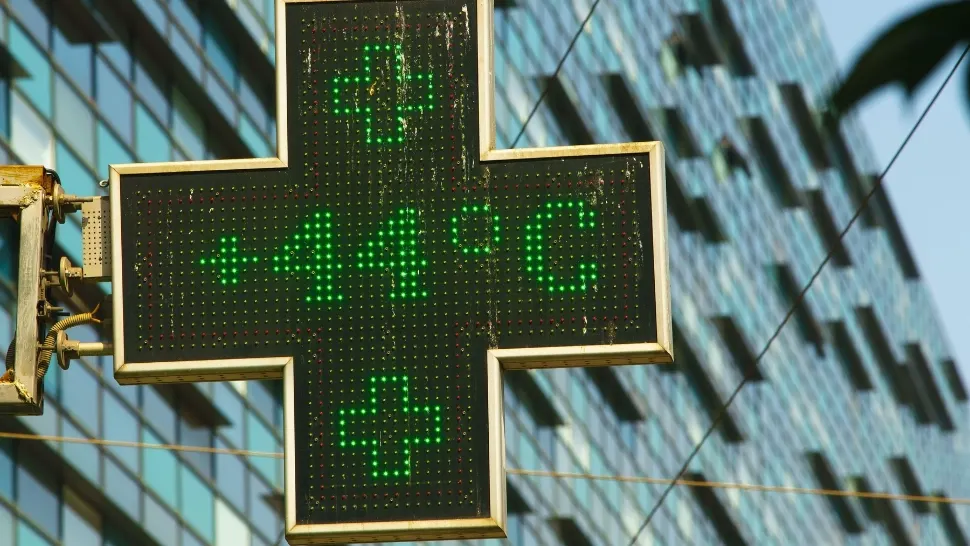 Vremea 10 iulie. Nou record de TEMPERATURI, așteptat astăzi. Avertismentul meteorologilor: peste 50 de grade la nivelul asfaltului, în marile orașe