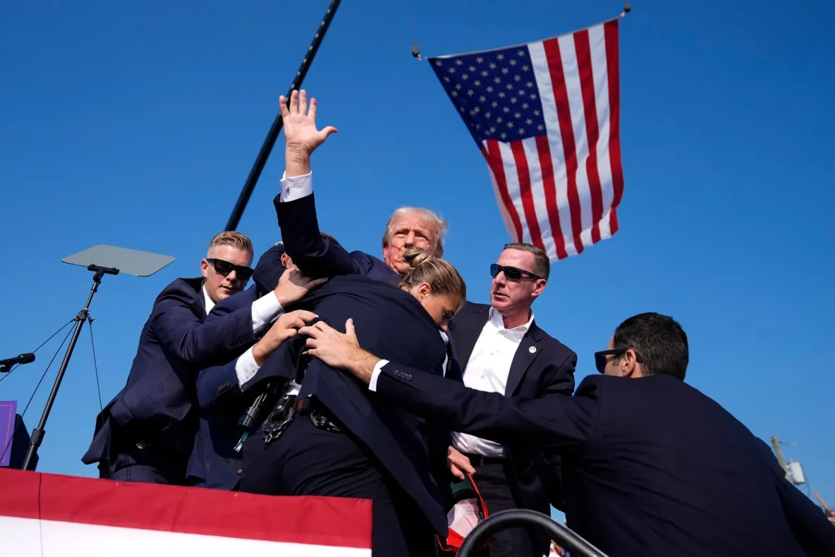 Trump, o nouă declarație șocantă. Le-a spus creştinilor că dacă vor vota la aceste alegeri, după aceea nu va mai fi nevoie - VIDEO